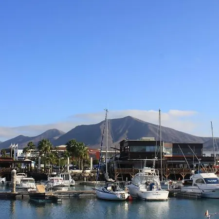 In Playa Blanca Sleeps 4 With Pool And Wifi * Playa Blanca (Lanzarote)